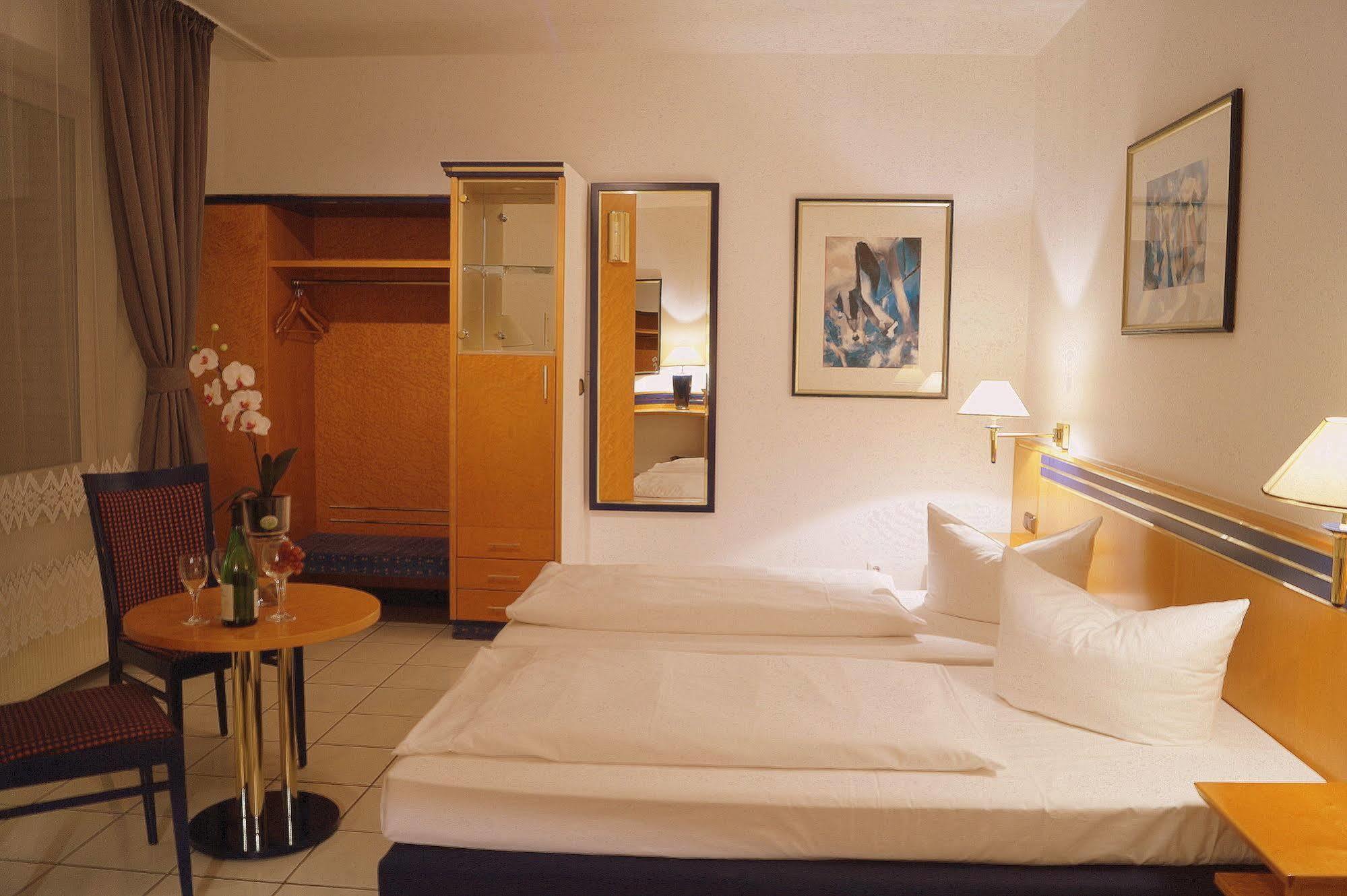 Hotel Rahlstedter Hof Hamburg Kültér fotó